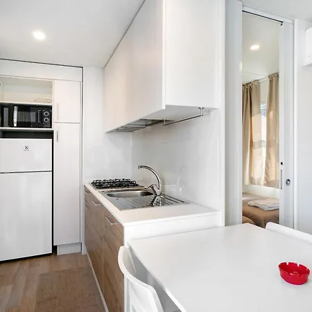 Дом отдыха New Generation La Pineta 7 Альбенга