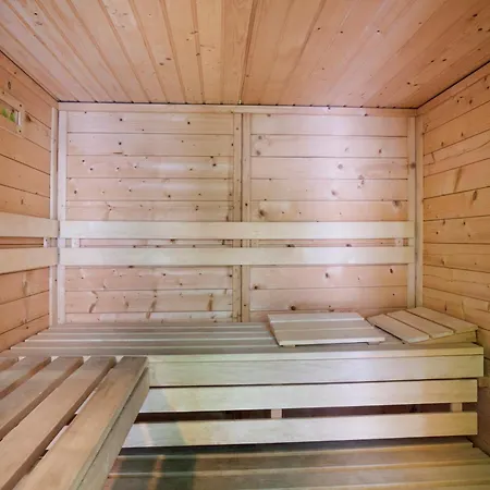 New Generation La Pineta 7 Дом отдыха *