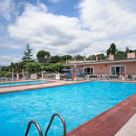 New Generation La Pineta 7 Holiday home Albenga